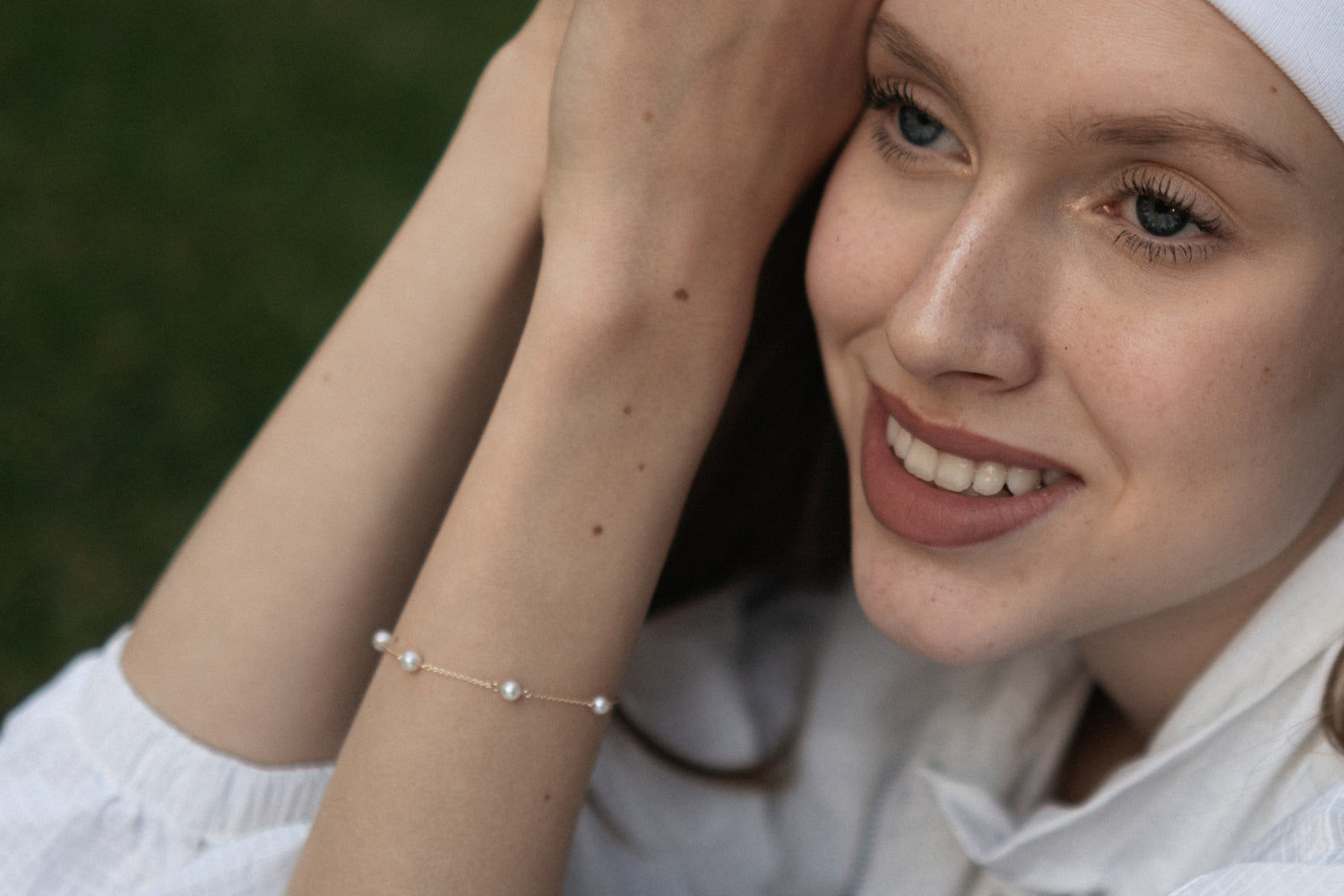 The Pearl Bracelet That Keeps Winning