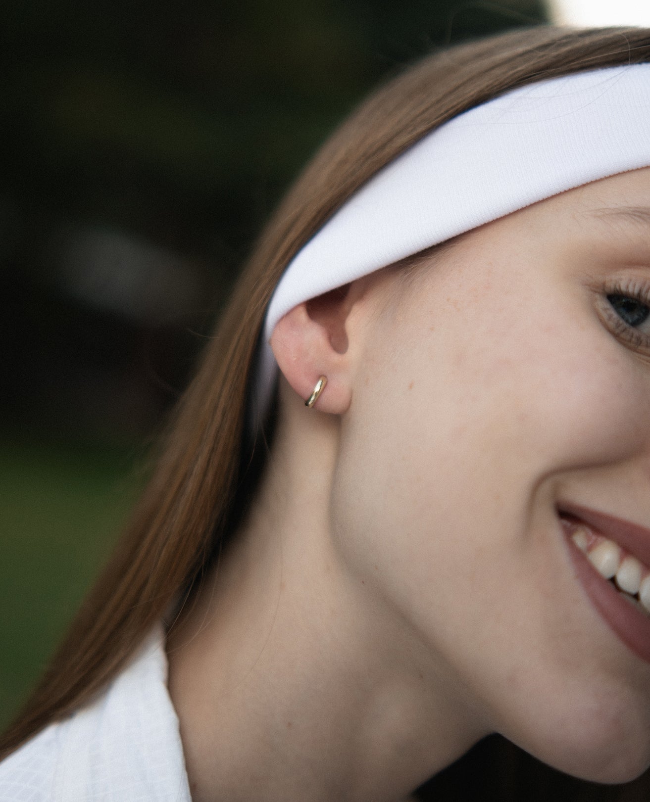 Classic Huggie Hoops (10mm)