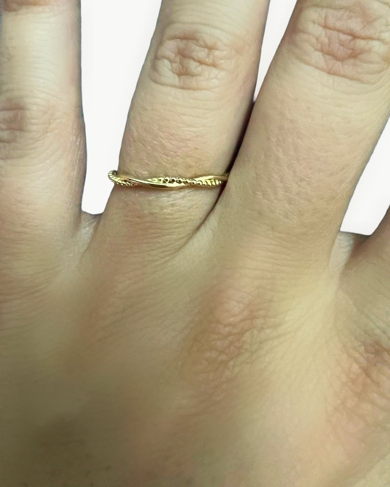 Intertwined Ring
