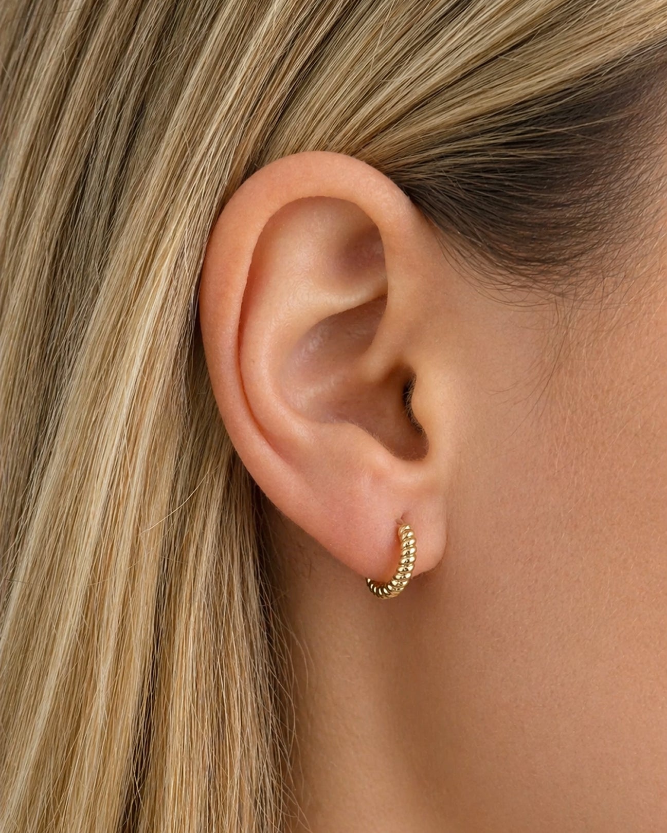 Mini Twist Huggies (12 mm)
