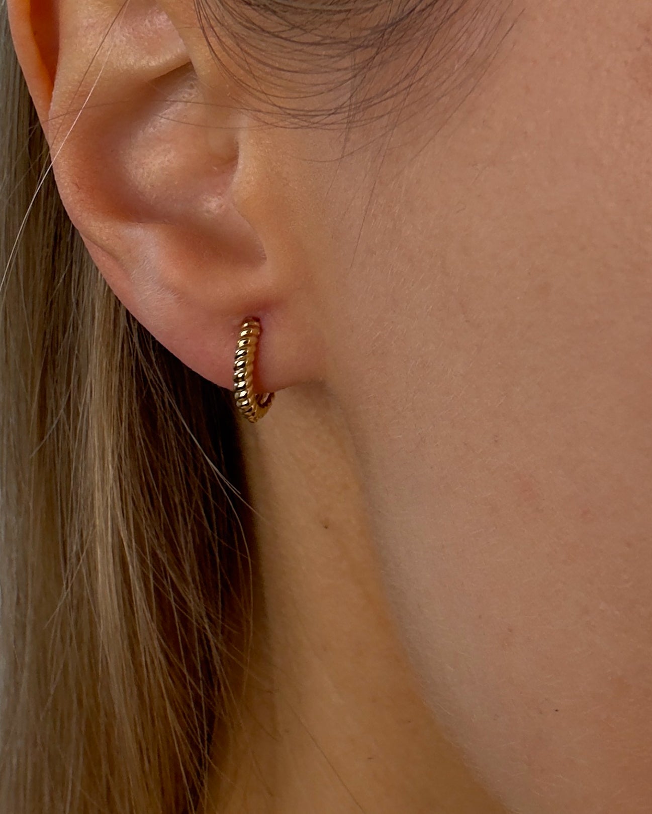 Mini Twist Huggies (12mm)
