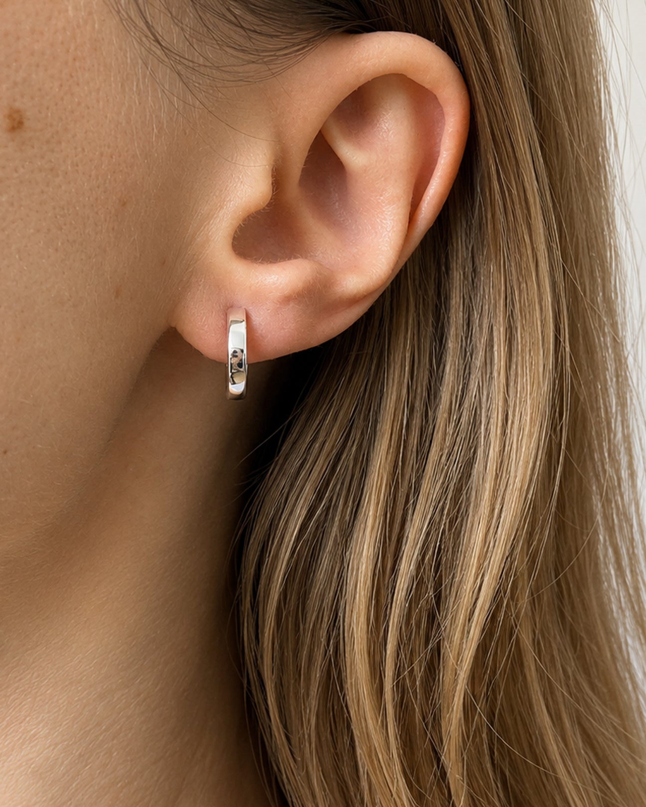 Smooth Hoops