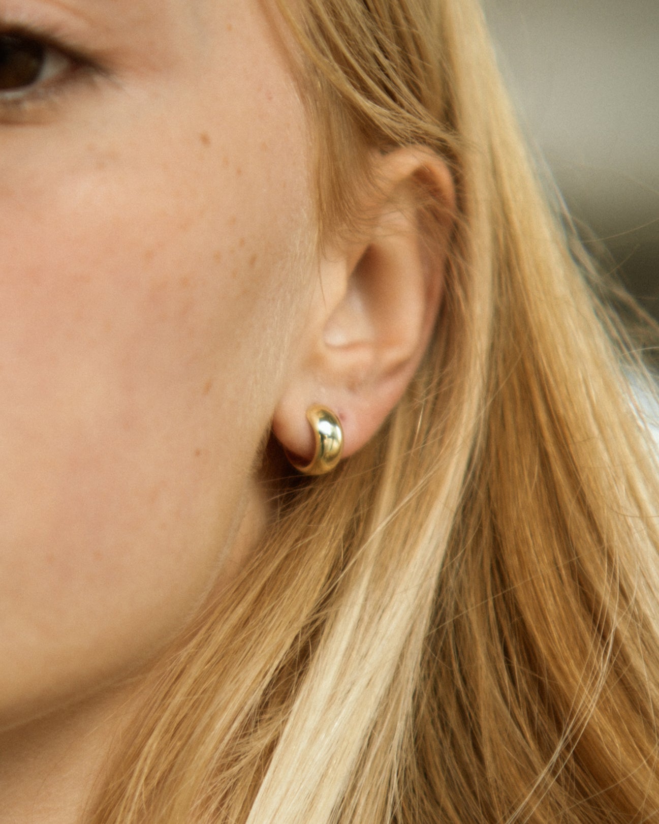 Super Bold Huggies (12 mm)