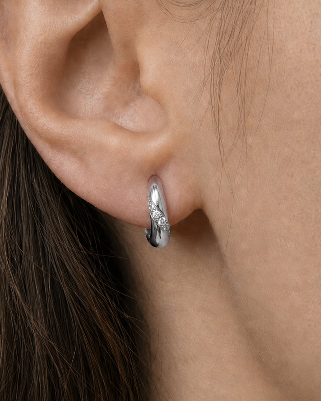Twist Hoops
